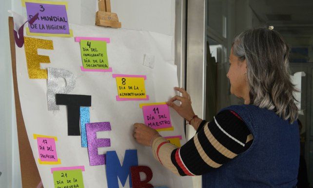 Educar a como dé lugar: en hospitales, cárceles y hasta en la casa de los alumnos