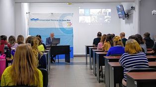 Se realizó la primera charla en el marco del 52º Aniversario de la UNER