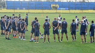 Rosario Central retomó los trabajos de cara a Colón, donde Russo tendrá una ausencia obligada.