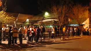 El boliche Sonic y sus concurrentes en 2006 cuando el lugar se llenaba de adolescentes y eran famosas sus matinés.