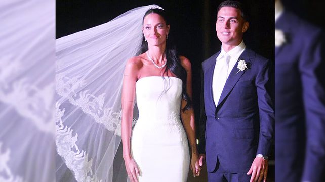 Oriana Sabatini y Paulo Dybala se casaron ante la presencia de 340 personas en Exaltación de la Cruz. Los compañeros de la Selección Argentina presentes