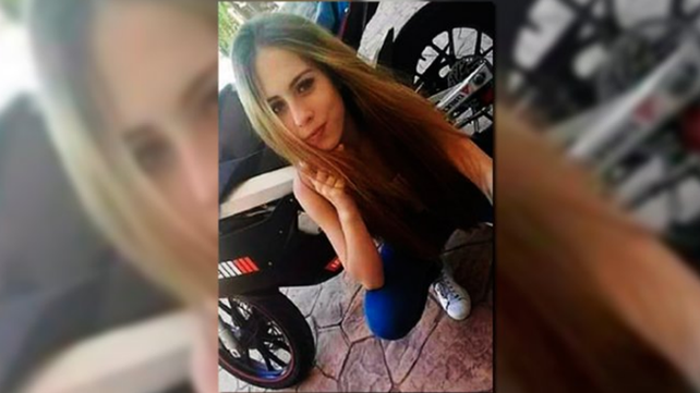 Una joven murió en un accidente y su papá se suicidó en el mismo lugar días después