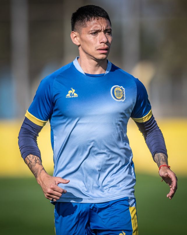 Federico Navarro se mete en el equipo. Jugará en el anillo central junto al chileno Vicente Pizarro.