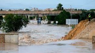 Otros 1.700 evacuados en España por un temporal