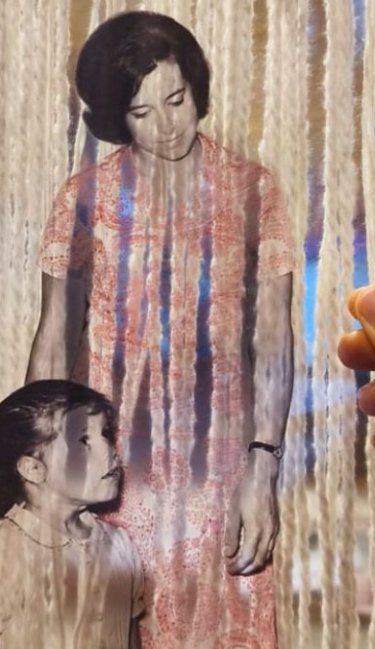 La sangre no es agua: una muestra textil que explora la memoria y el linaje femenino