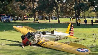 El famoso actor Harrison Ford está grave tras caer con su avioneta en un campo de golf
