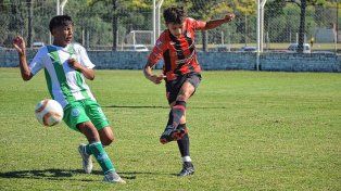 Patronato celebró dos victorias en tres encuentros disputados en Paraná ante Camioneros. En Buenos Aires sumó 4 unidades sobre 9.&nbsp;