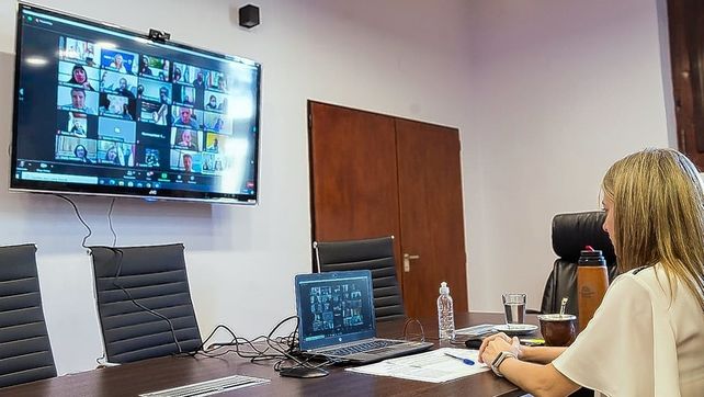 Paraná: firman convenio que beneficia a 26 instituciones