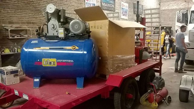 Autos, motos y tractores, algunos de los elementos secuestrados en la causa Dimare SRL