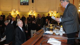Lamberto juró por la patria y su honor ante el vicegobernador Carlos Faccendini.&nbsp;