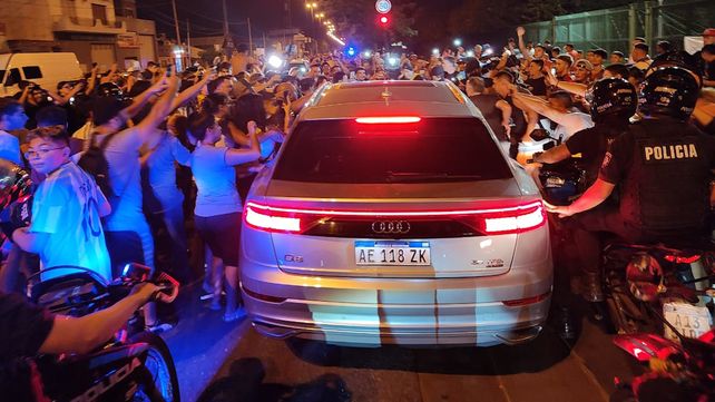 Messi y su megafiesta: otra vez el entusiasmo de los rosarinos desbordó las previsiones