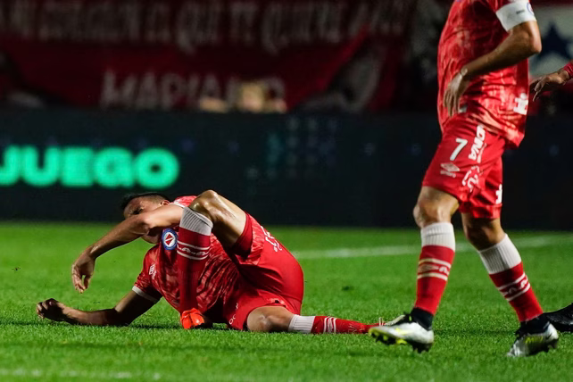 Impactante imagen de la lesión que sufrió el jugador Luciano Sánchez