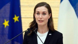 La primera ministra de Finlandia se disculpó por una foto inapropiada