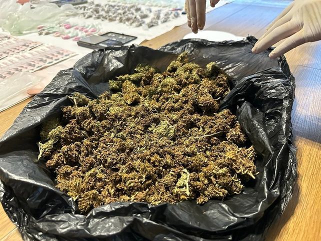 Cómo actuaba y qué vendía el dealer de drogas sintéticas arrestado en barrio Martin