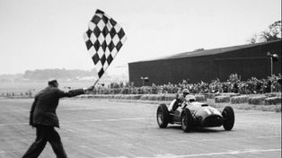 Primer triunfo de Ferrari en la Fórmula 1, con Froilán González en 1951, en Silverstone. El año anterior se inauguraba la Máxima y il Cavallino no estuvo presente.