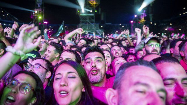 Divididos celebró en Vélez e hizo justicia con La Renga