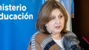 La ministra de Educación, Adriana Cantero, no está de acuerdo con la cláusula gatillo para aumentar sueldos. &nbsp;