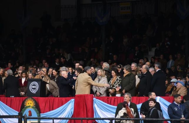 La Sociedad Rural aplaudió el veto al aumento de $22.000 a jubilados tras celebrar que bajaban las retenciones