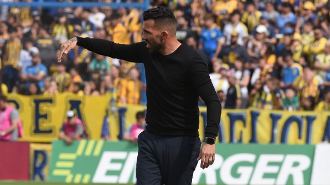 Carlos Tevez no logra que Central levante desde lo futbolístico y se afiance en los resultados.