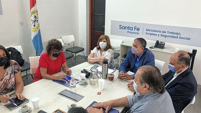 El miércoles se sabrá si los docentes aceptan la propuesta del 46 por ciento que hizo el gobierno El miércoles se sabrá si los docentes aceptan la propuesta del 46 por ciento que hizo el gobierno
