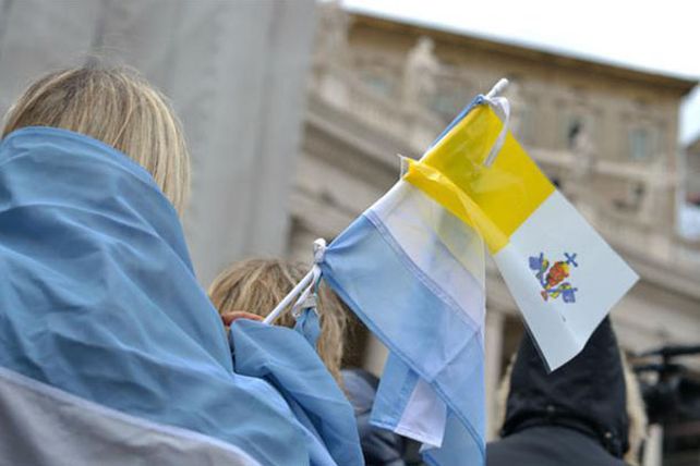 Más de 600 jóvenes santafesinos irán a ver a Francisco a Brasil
