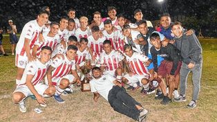 Unión de Santa Fe se consagro campeón del Tiburón Lagunero 2022.