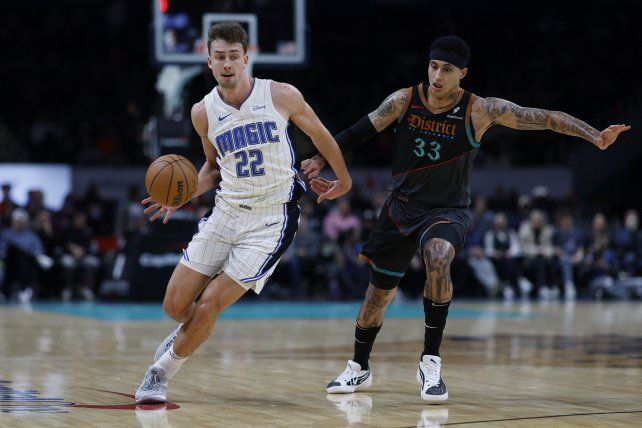 Orlando se llevó un gran triunfo de su visita a Washington en la NBA