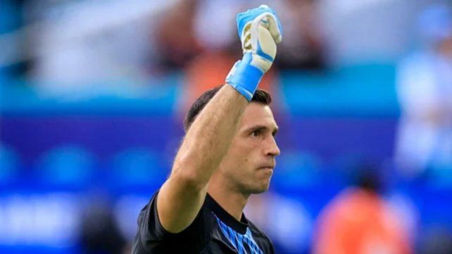 El Dibu Martínez va a terapia desde 2021.