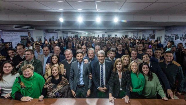 Felipe Michlig asumió su cuarto mandato como presidente de la UCR Provincial