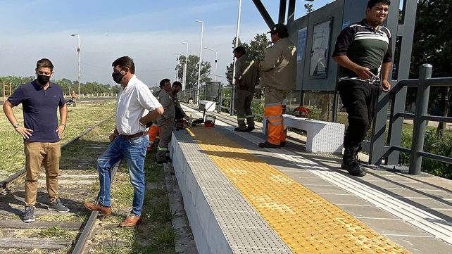 Se realizan distintas obras y refacciones en las estaciones de trenes y apeaderos del recorrido