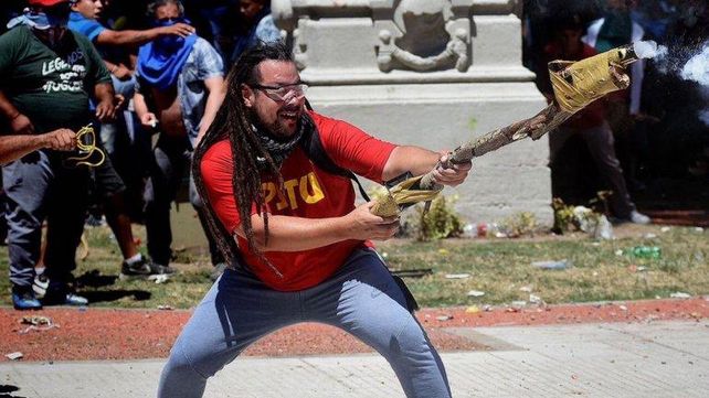 Sebastián Romero está prófugo de la Justicia desde las protestas de 2017.&nbsp; 