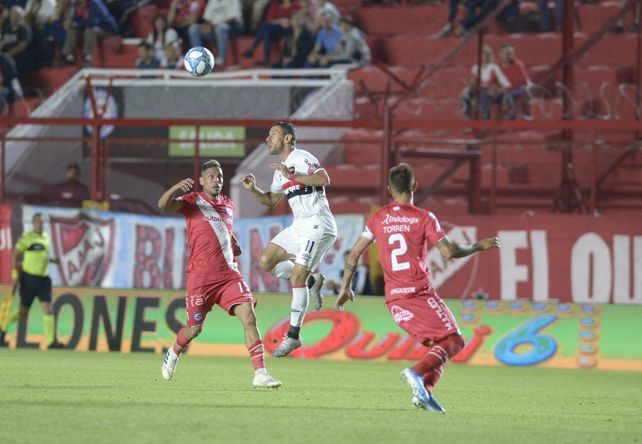 Newells no estuvo cómodo y perdió un partido que lo demora