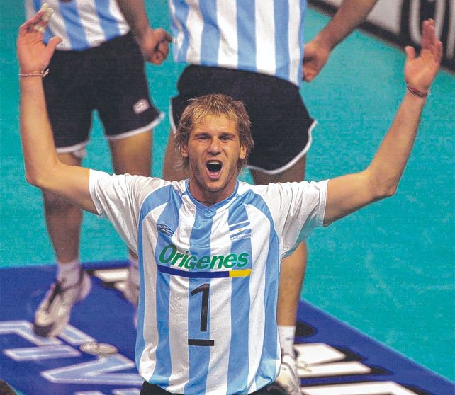 El pibe que podría haber jugado tenis o básquet y es una leyenda del vóley