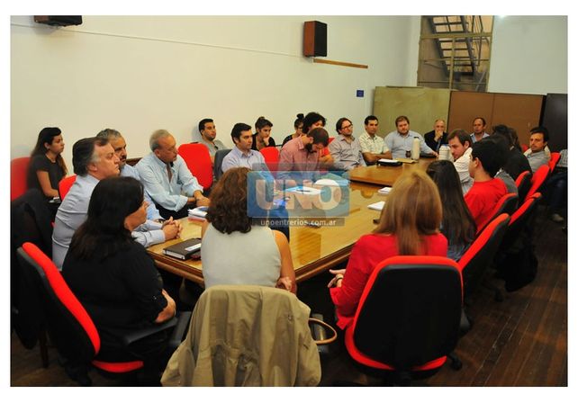 La situación del transporte entre Santa Fe y Paraná es insostenible