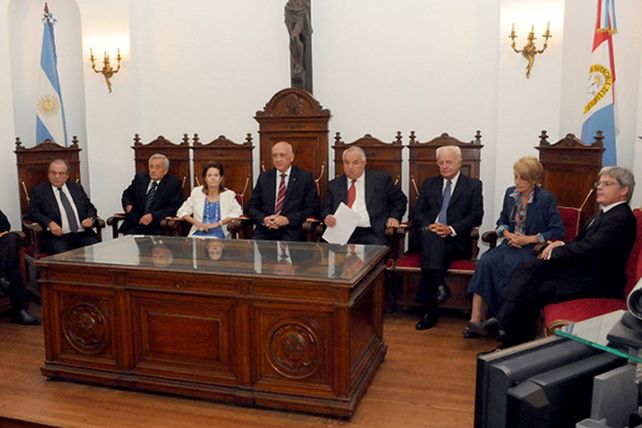 El gobernador participó de la apertura del año judicial 2014 en la provincia
