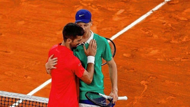 Sinner y Djokovic, cara a cara por un lugar en la final de Wimbledon