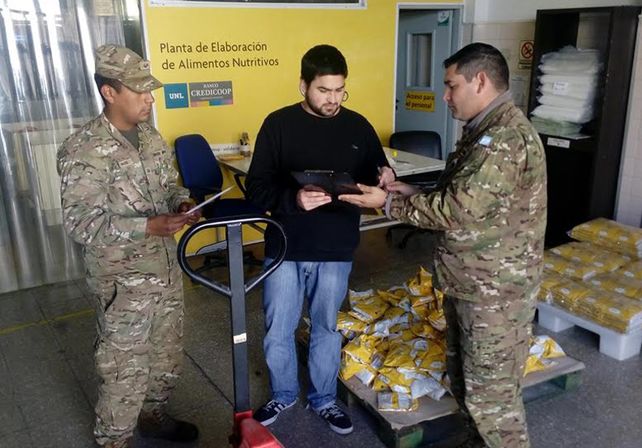 El Ejército trasladó al Chaco alimentos elaborados por la UNL