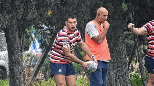 Santiago Medicino fue el autor de un try ante Old Resian en el Hipódromo rosarino.