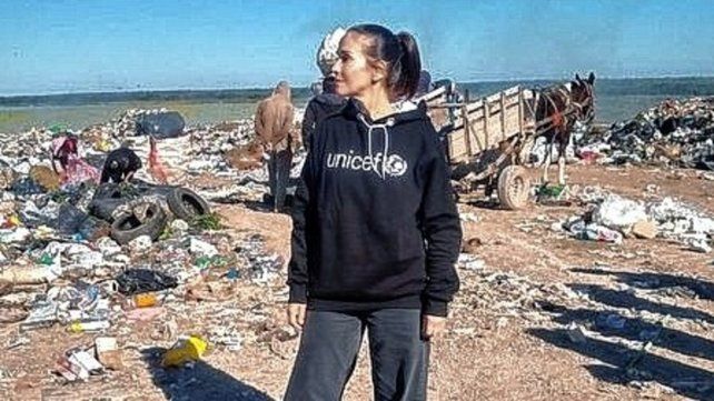 Natalia Oreiro visitó el barrio San Martín y habló de pobreza