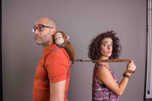 Entre ella y yo o cómo tomarse la paternidad con humor
