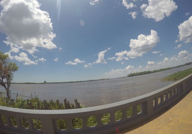 En febrero el Río Paraná seguirá por arriba del nivel de evacuación