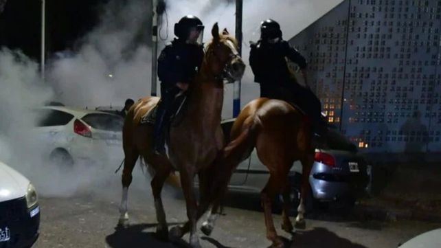 El presidente de Gimnasia hizo responsable al operativo de seguridad por la violencia en el Bosque