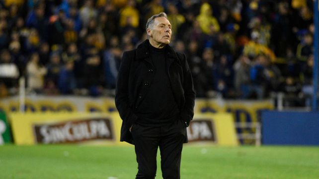 Russo se tomará hasta este jueves para definir los once que estarán desde el arranque ante Belgrano.