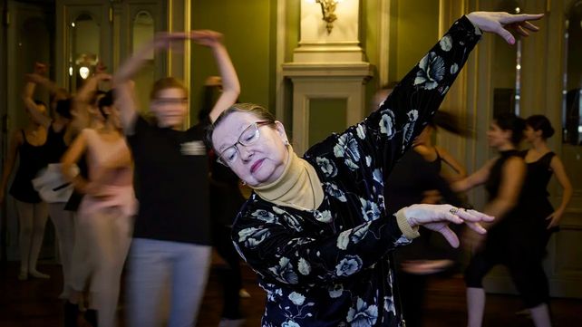 Tatiana Fesenko fue primera figura del Ballet de San Petersburgo y recorrió el mundo bailando. En 1994 fundó