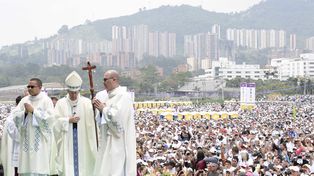 En Medellín, el Papa pidió involucrarse en la reconciliación