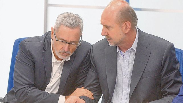 Apoyo. El ministro de Seguridad Marcelo Sa&iacute;n espera que el gobernador Omar Perotti impulse las leyes que reclama.