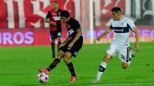 Lisando Montenegro anotó un golazo para Newells contra Gimnasia y tiene chance de ser titular por la lesión de Gómez.