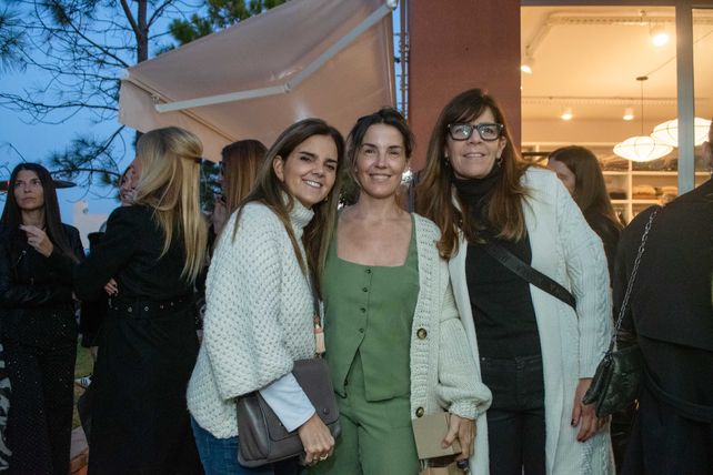 Elvira Sugasti, Muni González Alzaga y Melet Kurtzemann