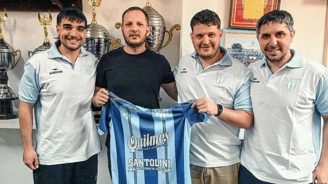Daniel Waldner encabeza el cuerpo técnico de Juventud Unida de Gualeguaychú que competirá en el Torneo Regional Amateur.&nbsp;