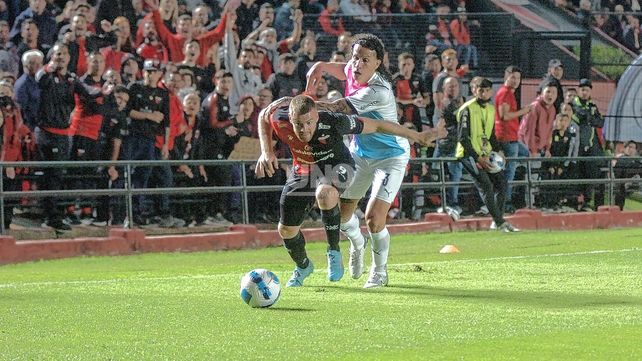 Colón: versiones cruzadas en torno al futuro de Beltrán